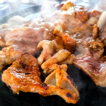 にんにく塩ホルモン焼き