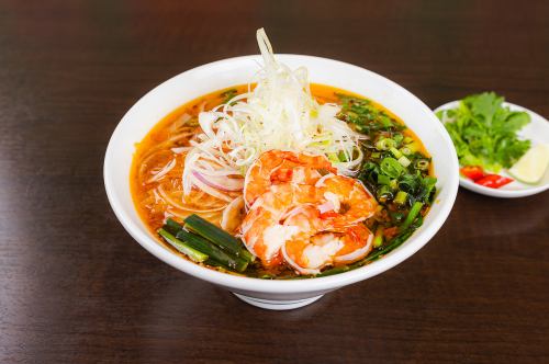 Spicy Shrimp Pho