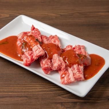 [Homemade miso sauce] This yakiniku restaurant features carefully selected high-quality meat and homemade miso sauce that takes four days to make.