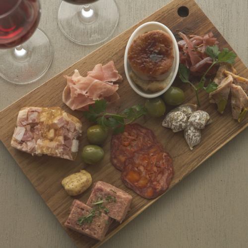 Butcher's charcuterie platter