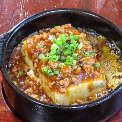 見た目にも楽しめる独創的な創作料理が楽しめます。