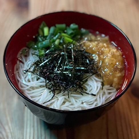 Refreshing bite-sized somen noodles