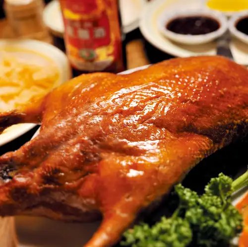 丸々 一羽 本窯焼き 北京ダック