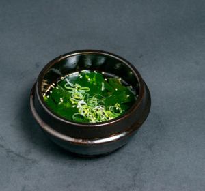 Wakame soup