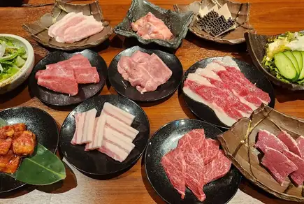 【ランチ帯】◆贅沢なお肉の食べ放題コース税込4598円!!
