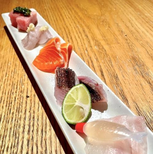 その日仕入れの新鮮な鮮魚