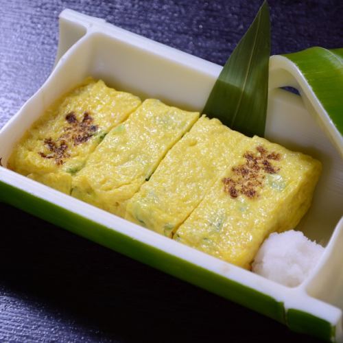 Specialty "Fuwatoro" dashi roll egg