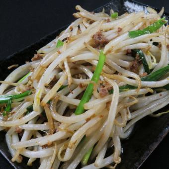 Stir-fried Taiwanese Bean Sprouts / Deep-fried Octopus / Deep-fried Sweet Shrimp