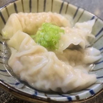 鸡肉丸子水饺