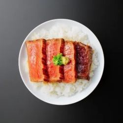 マグロすき焼き丼