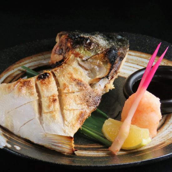 An izakaya where you can enjoy ingredients from Niigata and Sado!