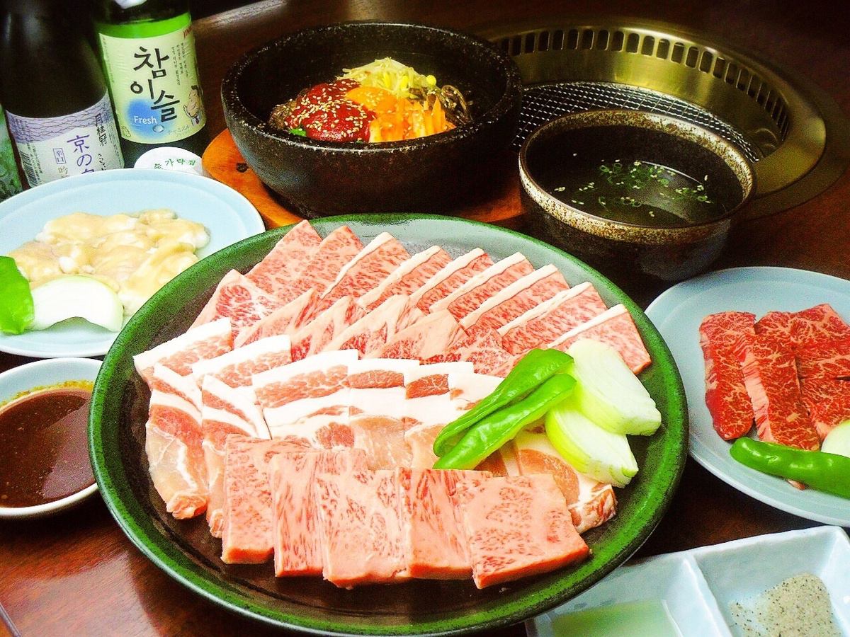 A Korean yakiniku restaurant where you can enjoy high quality food at a low price.Yakiniku sauce and kimchi are handmade.
