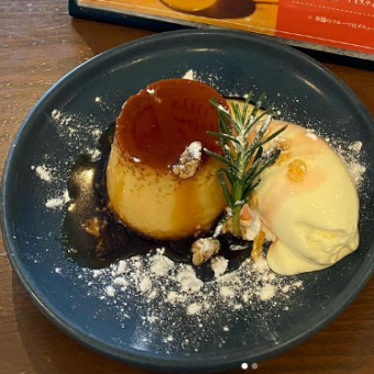 Sunnyside Pudding ~with vanilla ice cream~