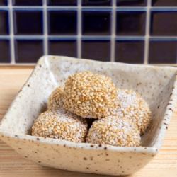 Sesame dumplings