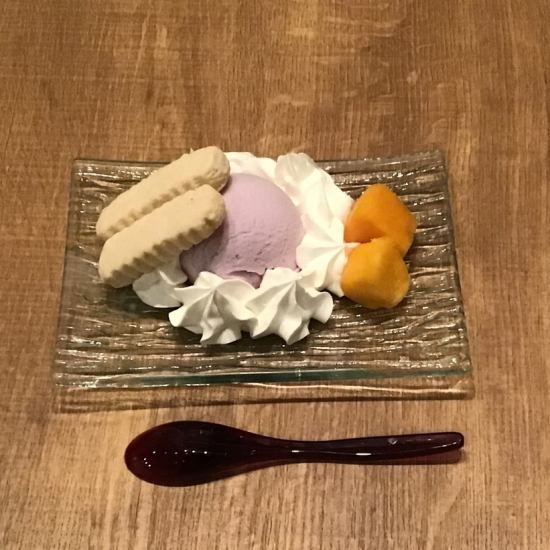 ブルーシールアイスクリームのプレートをプレゼント！！
