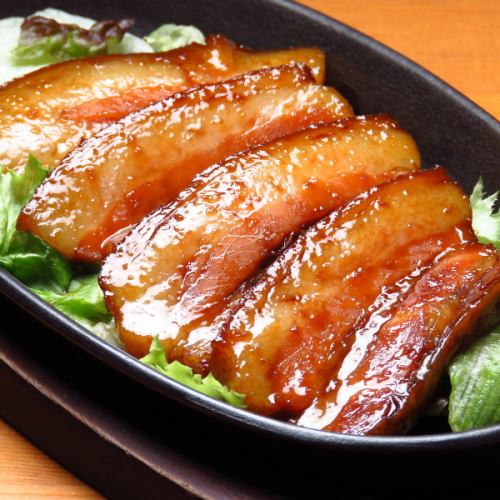 沖縄の郷土料理！ラフテー！