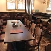 【テーブル1～2名席×1卓、2～4名席×8卓】テーブル席は普段使いにもおすすめのお席です♪ランチ～お仕事帰り、お一人様、女性だけでも気軽にお立ち寄りいただけます。渓源は種類豊富でリーズナブルなのでランチ・ディナー問わず、近隣の会社員やお客様でいつも賑やかなのでふらっとお立ち寄りいただけます。