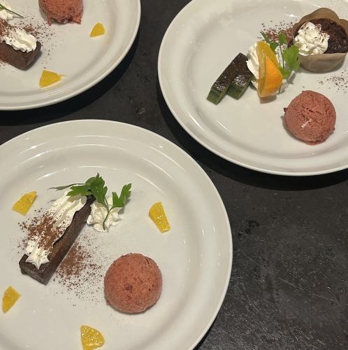 こだわりのドルチェもおすすめ