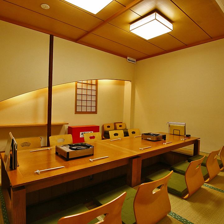 2～10名様の個室＆掘りごたつ完備！優雅にフロア貸切も可能◎