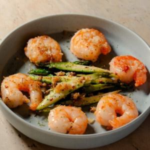 エビとアスパラのガーリック炒め
