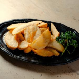 皮付きフライドポテト