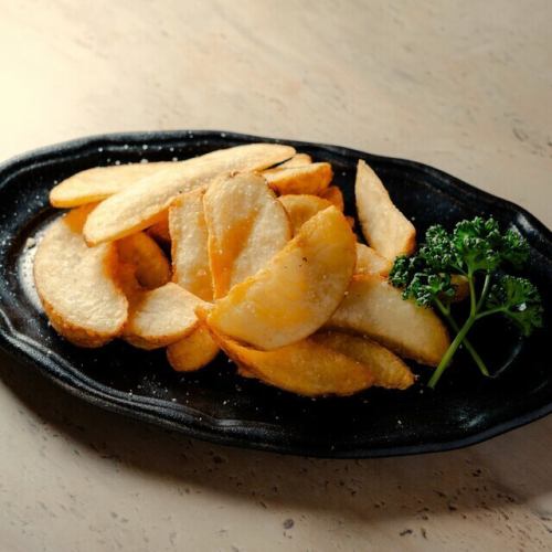 皮付きフライドポテト