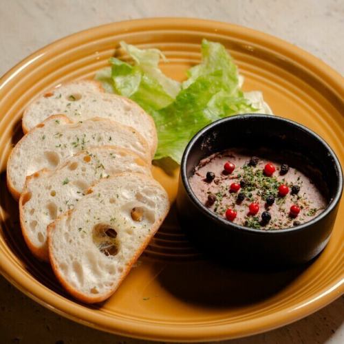 レバーパテとバケット