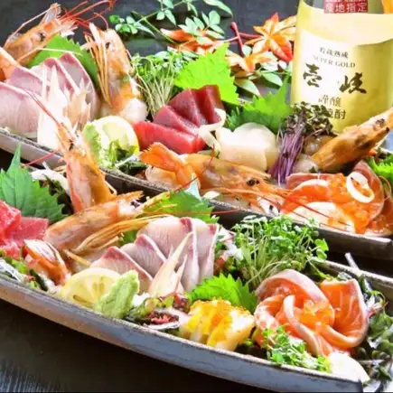 豪華刺身舟盛付スタンダード忘年会【焼鳥＆鍋が食べ放題】フード80種×ドリンク80種★2H〈週末〉