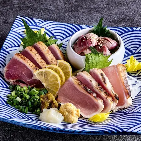 甲州地鶏刺し3種盛り合わせ