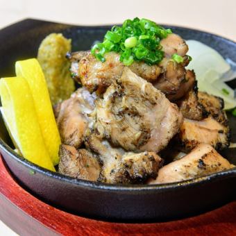 [Sunday-Thursday only★] Great deal★ Charbroiled local chicken, gyoza dumplings with wings, etc. 7 dishes with all-you-can-drink 3000⇒2500 yen