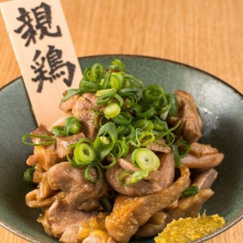 사츠마지닭×규슈산 브랜드닭×비장탄으로 맛을 배가!