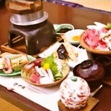 [仅限食物] 9道菜4,400日元（含税）套餐