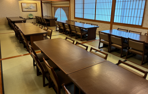 Banquets can accommodate up to 64 people!