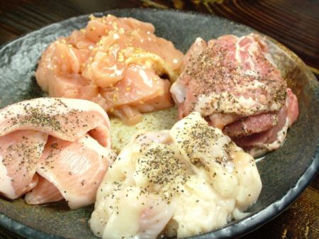 ホルモン4種「すべらない」盛合せ★