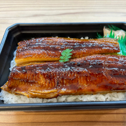 51. Grilled eel bento "Mikazuki" (1/2 eel)