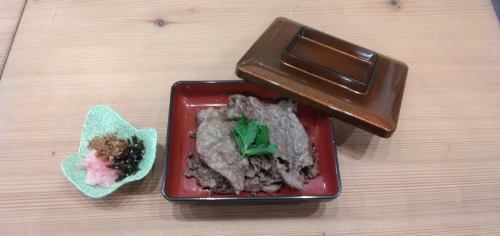 9.特選和牛肉皿