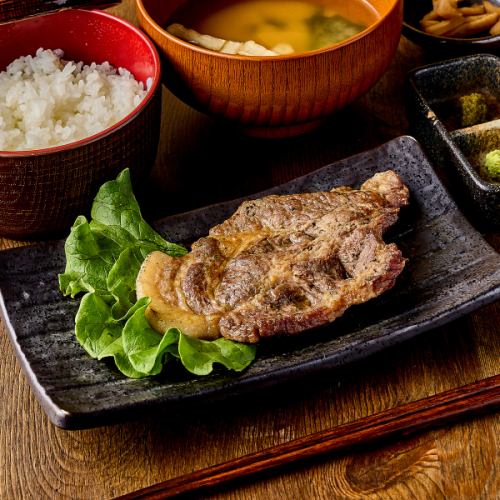 炭火焼肉定食 各種