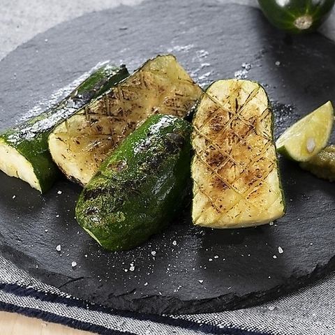 炭火焼きズッキーニ