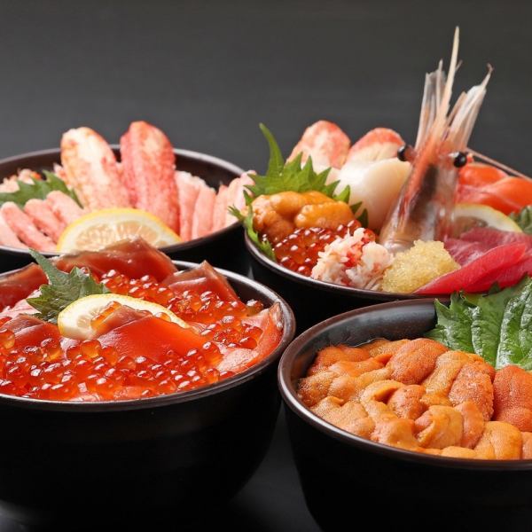 【還可以選擇自己喜歡的三色蓋飯！】來到本店一定要嚐嚐【各種海鮮蓋飯】1,800日元（含稅）~