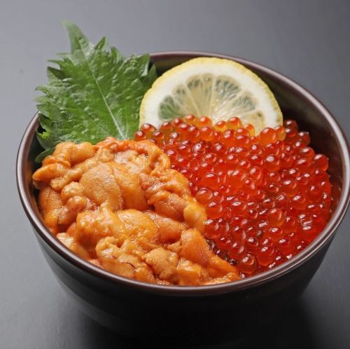 海胆鲑鱼子盖饭