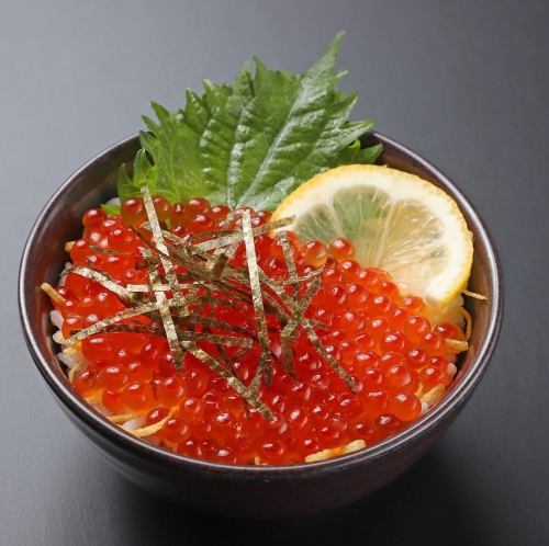 半碗鲑鱼籽