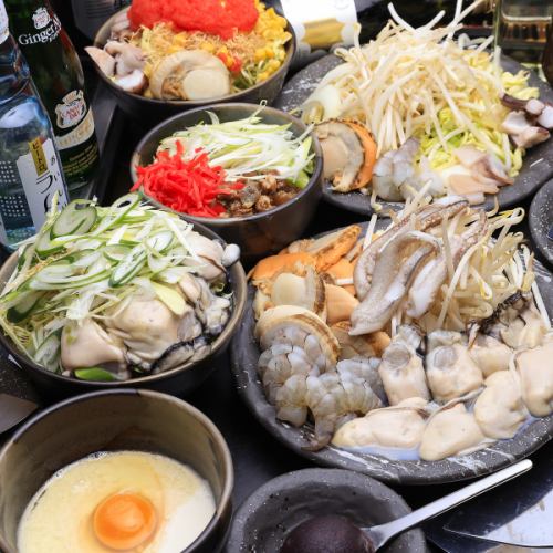 ★ご宴会にうってつけ★超お得飲み放題付きコースで至高のもんじゃを味わう