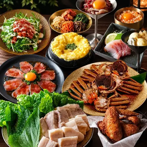 【特色韩式晚餐】两种酱油和精选猪肉。今晚享受一段特别的时光（仅限食物）