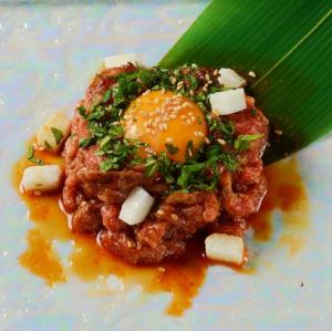 九州黒毛和牛ローストユッケ(要予約)