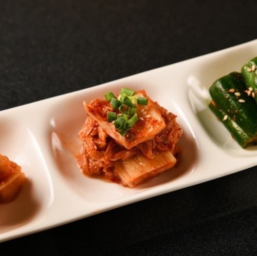 キムチ盛り合わせ