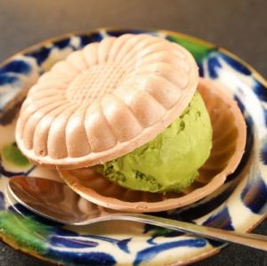 最中アイス(濃厚宇治抹茶、濃厚沖縄黒糖)