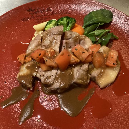  【1月】 栗豚肩ロースのステーキ ～トマトマリネとバルサミコソース～ （ライス付き）