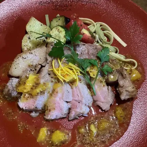 【7月】 栗豚肩ロースのステーキ ~オレンジと粒マスタードのソース~ (ライス付き)