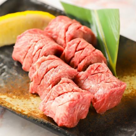 焼肉コース（竹）　厚切り特上タン・A5ランク牛を含む多くの部位を召し上がれるコースです。