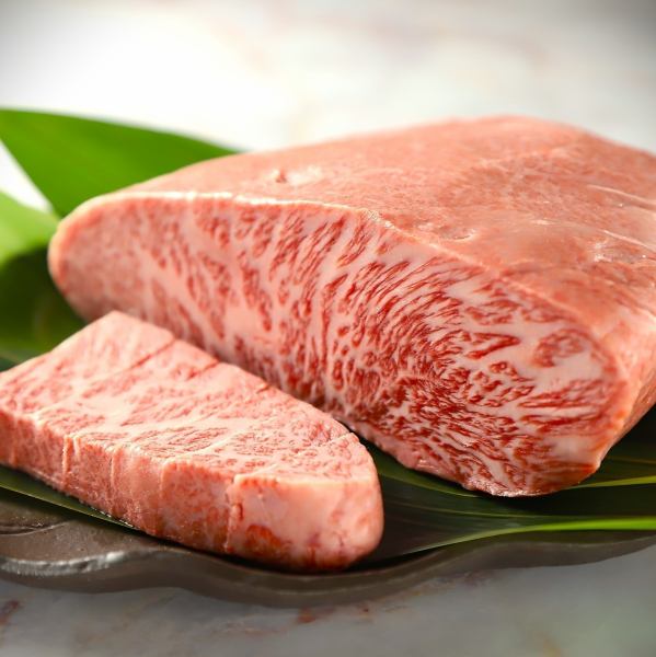 ごく僅かな希少部位、霜降りの甘みと赤身の深みが調和する至高のイチボを堪能できます。